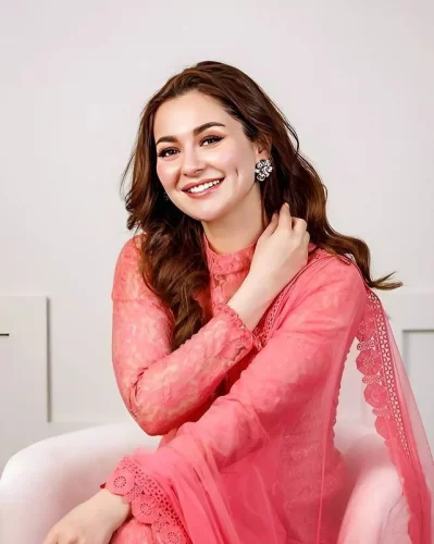 হানিয়া আমির। ছবি: সংগৃহীত