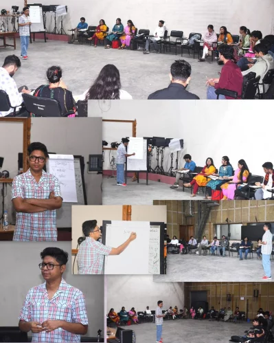 প্রশিক্ষণার্থীদের সঙ্গে শিক্ষক ও নাট্যকার শফিকুর রহমান শান্তনু। ছবি: সংগৃহীত