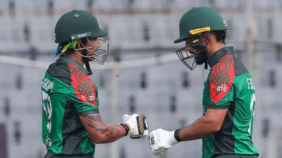 সাইফের পর সেঞ্চুরি মিস করেন সোমায়া