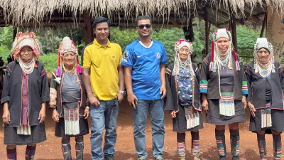 শৈশব থেকেই ইতিহাস, বন্যপ্রাণী ও নানা জাতিগোষ্ঠীর জীবনধারার প্রতি আগ্রহী ছিলেন নিলয়।