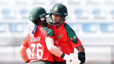 সোহানের রেকর্ড-ব্রেকিং সেঞ্চুরিতে উড়ে যায় হংকং