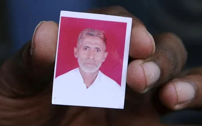 ভুক্তভোগী মোহাম্মদ আখলাক। ছবি: সংগৃহীত