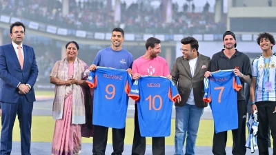 টি-টোয়েন্টি বিশ্বকাপের টিকিট পেয়েছেন মেসি টি-টোয়েন্টি বিশ্বকাপের টিকিট পেয়েছেন মেসি