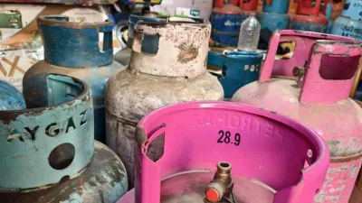 এলপিজি সিলিন্ডার। ফাইল ছবি