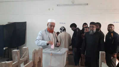 ত্রয়োদশ জাতীয় সংসদ নির্বাচনে গাইবান্ধার ৫টি সংসদীয় আসনের ভোট গ্রহণ শুরু হয়েছে। ছবি: ইত্তেফাক