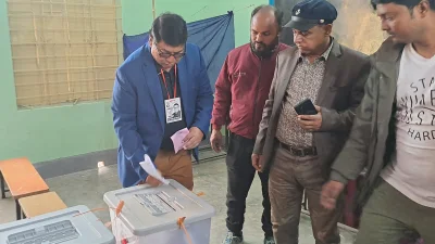 ত্রয়োদশ জাতীয় সংসদ নির্বাচনে গাইবান্ধার ৫টি সংসদীয় আসনের ভোট গ্রহণ শুরু হয়েছে।