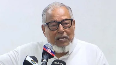 নজরুল ইসলাম খান।