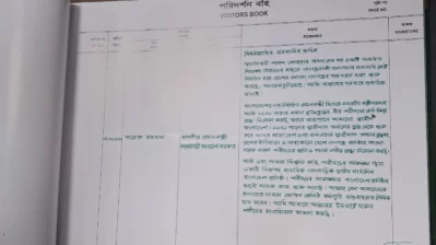 স্মৃতিসৌধের পরিদর্শন বইতে স্বাক্ষর করেছেন প্রধানমন্ত্রী তারেক রহমান