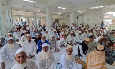 জামাতে অংশ নেওয়া মুসল্লিরা। ইত্তেফাক