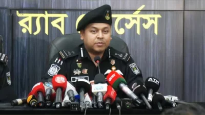 র&zwj;্যাবের লিগ্যাল অ্যান্ড মিডিয়া উইংয়ের পরিচালক উইং কমান্ডার এম জেড এম ইন্তেখাব চৌধুরী