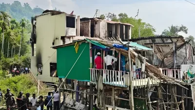 আগুনে ক্ষতিগ্রস্ত রিসোর্ট