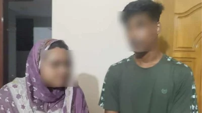 Drunk Son pornosini onlayn tomosha qiling