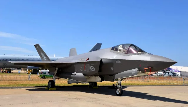 যুক্তরাষ্ট্রের তৈরি এফ-৩৫ যুদ্ধবিমান।