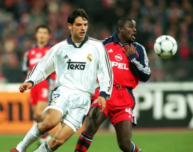 morientes-kuffour-fc-bayern-muenchen-real-madrid-4-1-5c7fa08cb66f151b9b000001jpg