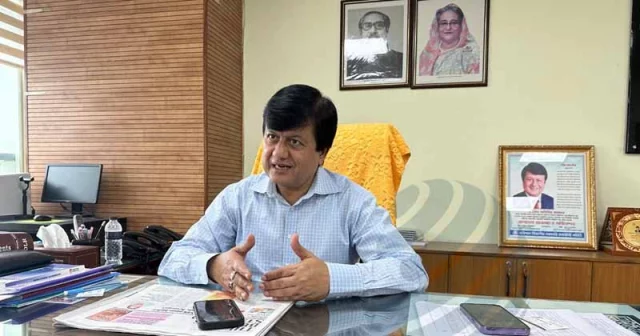 জাতীয় রাজস্ব বোর্ডের (এনবিআর) কর্মকর্তা মতিউর রহমান