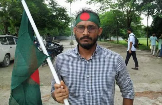 পুলিশের সঙ্গে সংঘর্ষে বেগম রোকেয়া বিশ্ববিদ্যালয়ের (বেরোবি) ছাত্র আবু সাঈদ নিহত হন