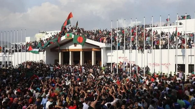 কোটা সংস্কার আন্দোলন থেকে সরকার পতন: ইতিহাসে ৩৬ জুলাই