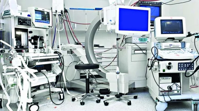 মেডিক্যাল সরঞ্জাম কেনায় নীতিমালা দুর্বল