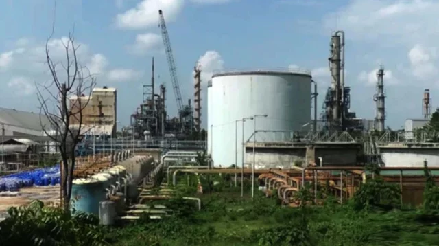 গ্যাস সংকটে বন্ধ দেশের সর্ববৃহৎ সার কারখানা