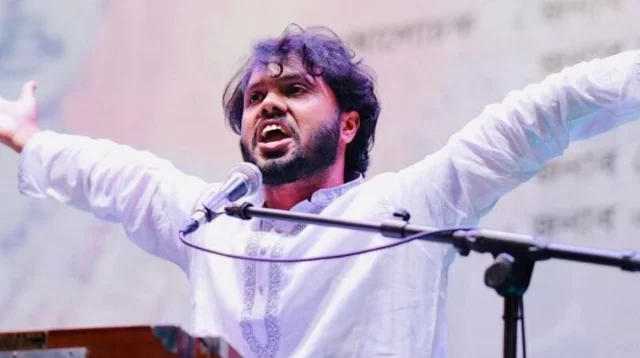 মিলাদ পড়ে 'নির্বাচনী বিসমিল্লাহ' করছেন ওসমান হাদি