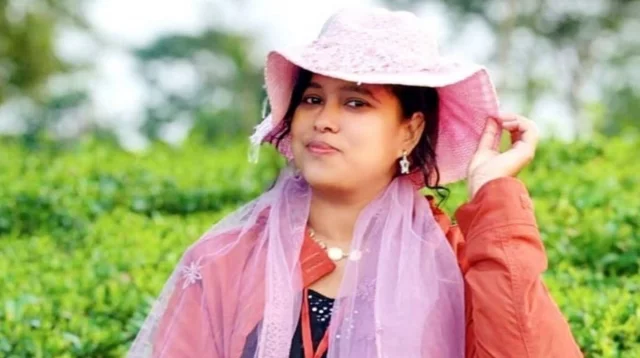 ভোট দিন, বিয়ে সহজ করে দেবো— প্রতিশ্রুতি স্বতন্ত্র প্রার্থী আশা মণির