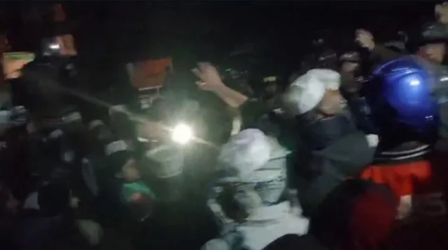 গাজীপুরে বিএনপি-জামায়াত কর্মীদের সংঘর্ষ, কয়েকজন আহত