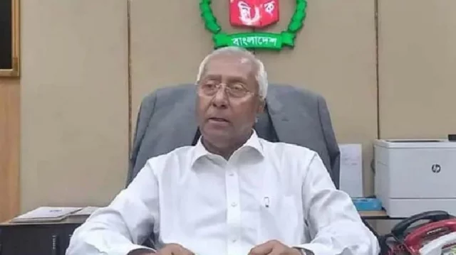 নির্বাচন কমিশন সচিবালয়ের সিনিয়র সচিব আখতার আহমেদ। ছবি: সংগৃহীত