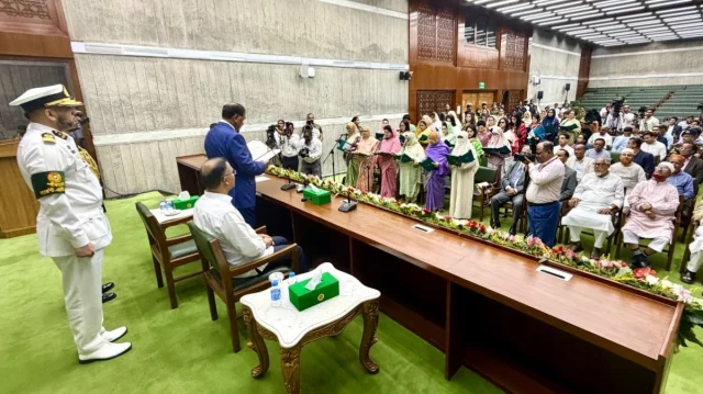 শপথ নিলেন সংরক্ষিত নারী আসনের ৪৯ এমপি