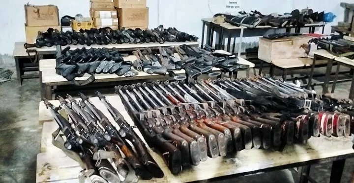 guns