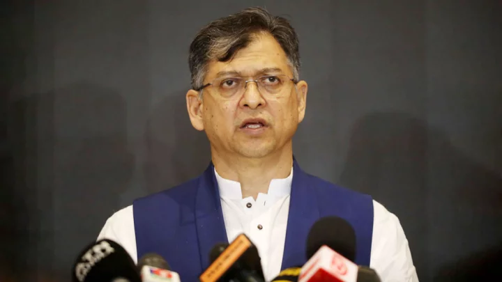 বিএনপির স্থায়ী কমিটির সদস্য সালাহউদ্দিন আহমদ