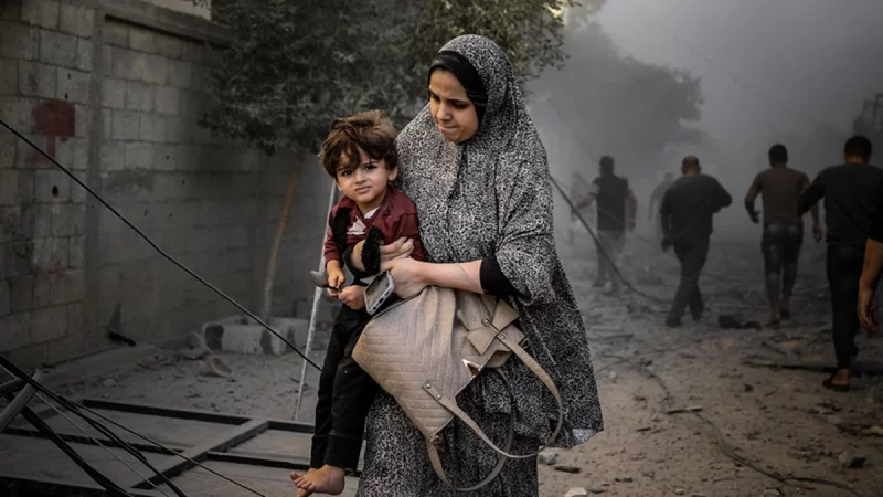 Qiz jinsiy aloqa paytida fars qiladi