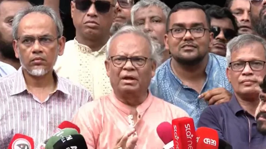 বিএনপির সিনিয়র যুগ্ম মহাসচিব অ্যাডভোকেট রুহুল কবির রিজভী। ছবি: সংগৃহীত